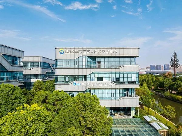 美国加密市场的十字路口：三大关键因素将决定行业命运