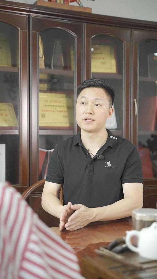 传统银行为何痴迷于打造自己的区块链小天地？